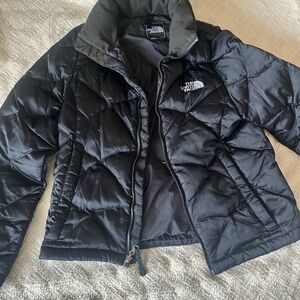The North Face 550 Woman’s Down Black Puffer Jacket XS